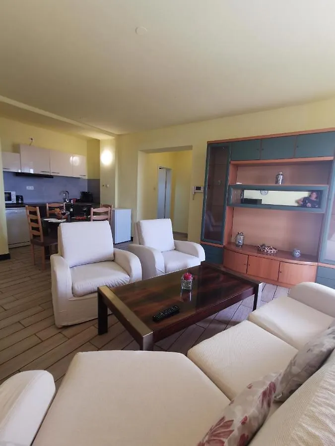 Villa Suzi Donkey Farm With Seaview Smrika Apartment